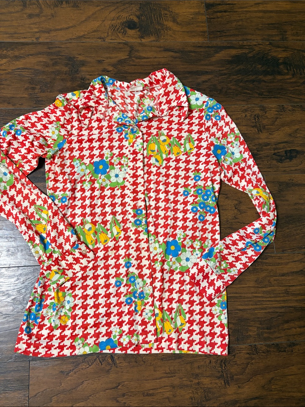 Vintage 1970s Red Houndstooth Floral Button-Up Top